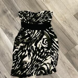 Y2K dress size medium has pockets trixxie brand